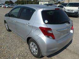 Toyota Vitz full