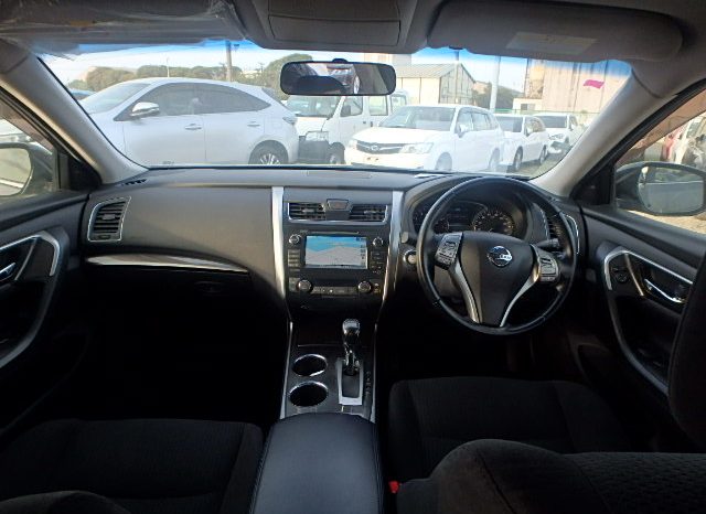Nissan Teana full