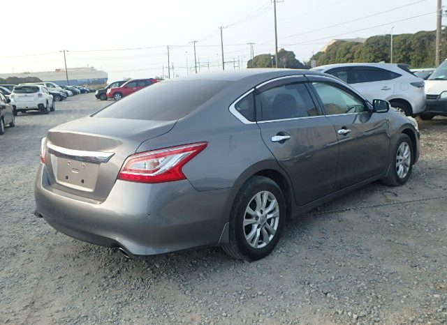 Nissan Teana full