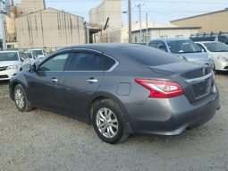 Nissan Teana full