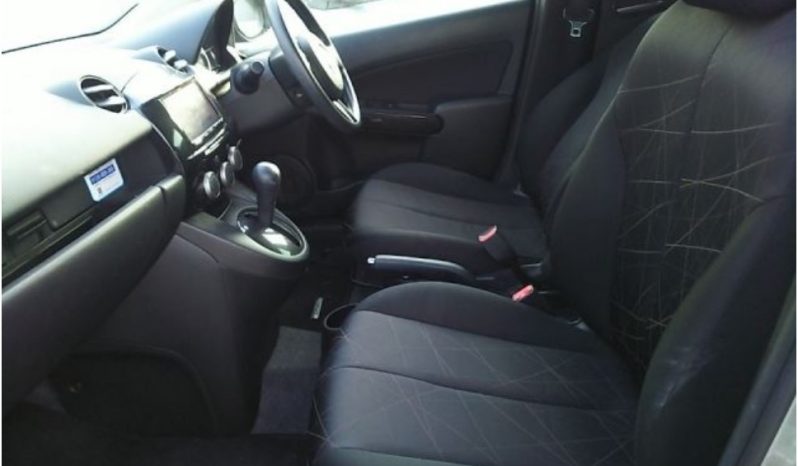 Mazda Demio full