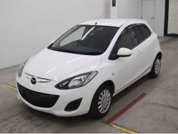 Mazda Demio full