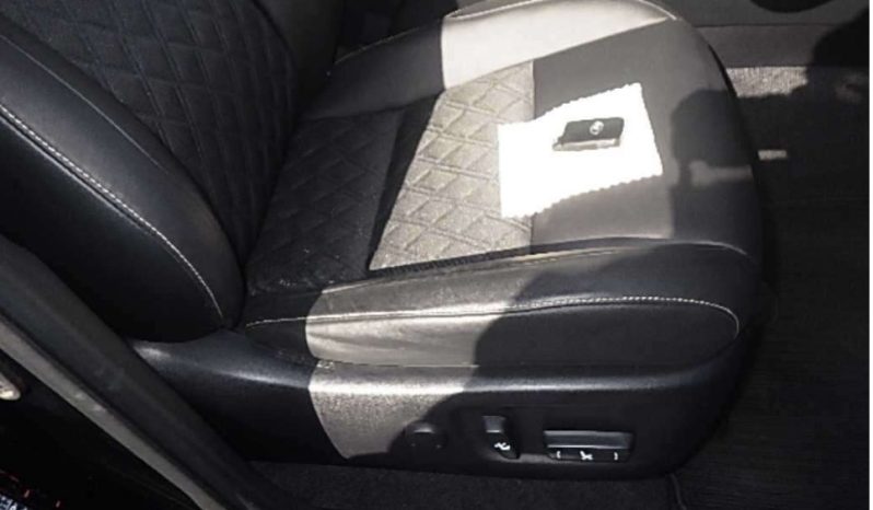 Toyota Harrier full