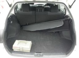 Toyota Fielder full
