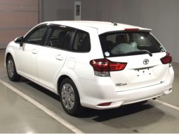 Toyota Fielder full