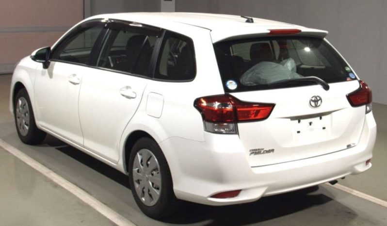 Toyota Fielder full