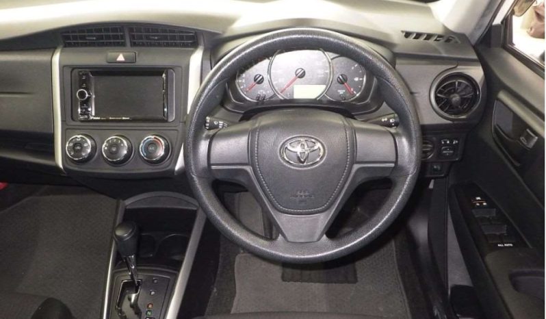 Toyota Fielder full