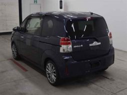 Toyota Spade full