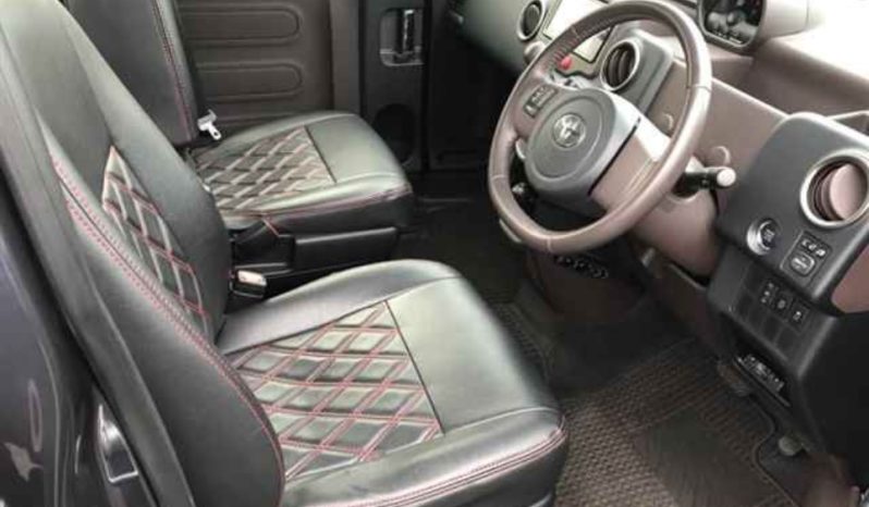Toyota Spade full