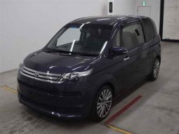 Toyota Spade full
