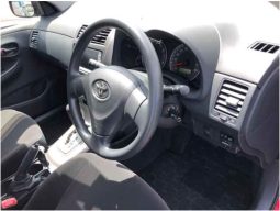 Toyota Fielder full