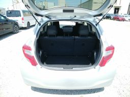Toyota Vitz full