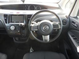 Mazda Biante full
