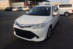 Toyota Fielder full
