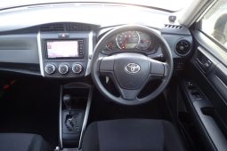 Toyota Fielder full