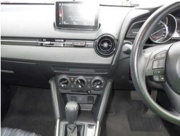 Mazda Demio full