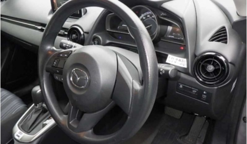 Mazda Demio full