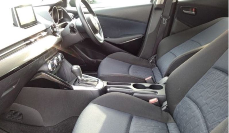 Mazda Demio full