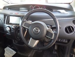 Mazda Biante full