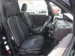 Toyota Spade full