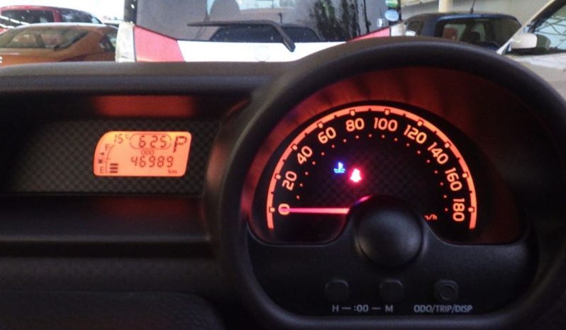 Toyota Spade full