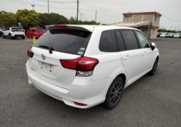 Toyota Fielder full