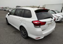 Toyota Fielder full