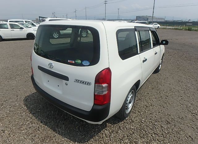 Toyota Succeed full