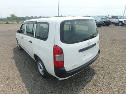 Toyota Succeed full