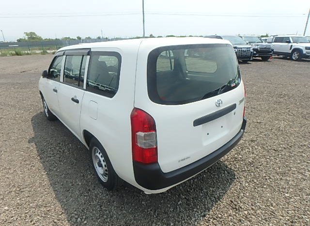 Toyota Succeed full
