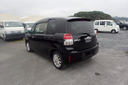Toyota Spade full