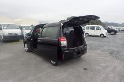 Toyota Spade full