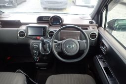 Toyota Spade full