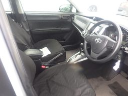 Toyota Fielder full