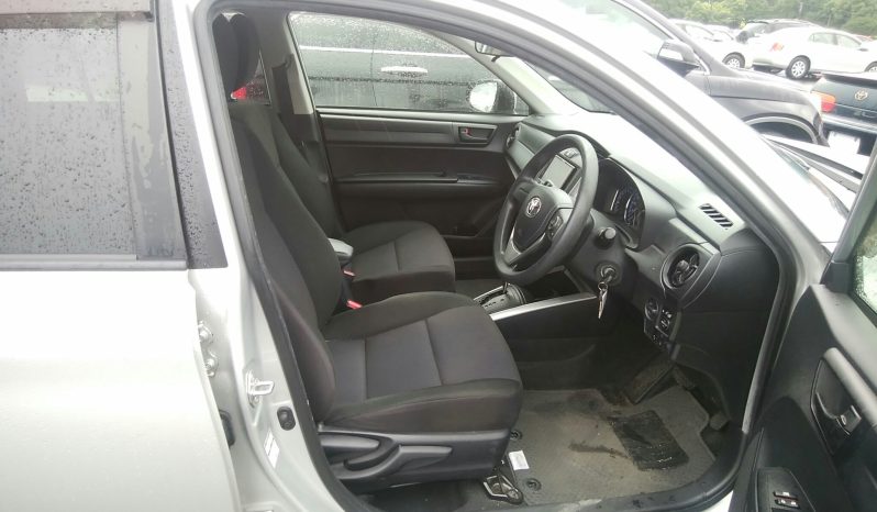 Toyota Fielder full