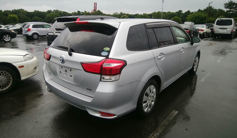 Toyota Fielder full