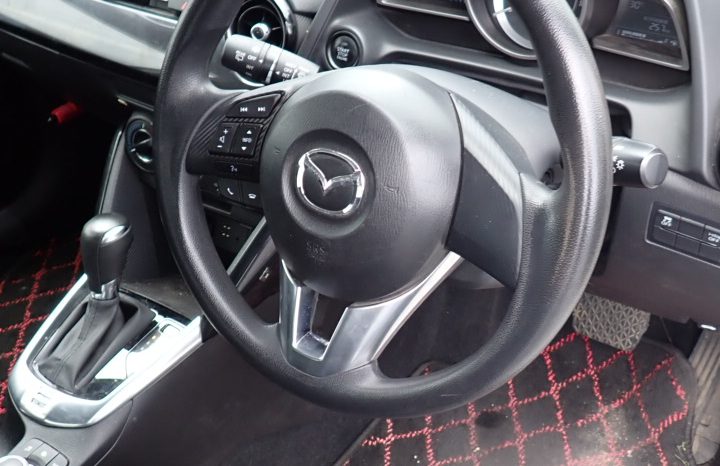 Mazda Demio full