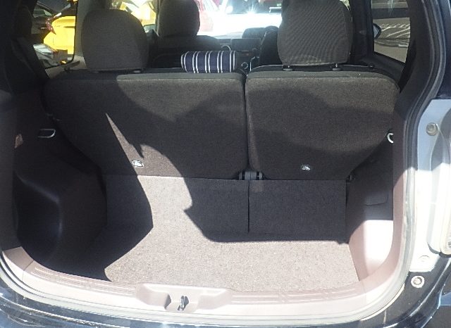 Toyota Spade full