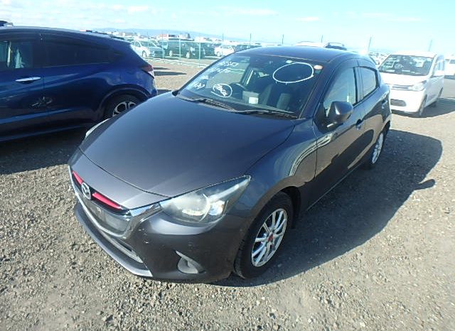 Mazda Demio full