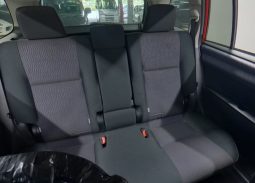 Toyota Fielder full