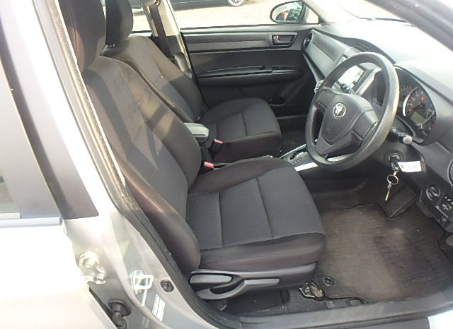Toyota Fielder full