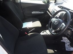 Toyota Vitz full