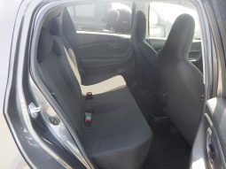 Toyota Vitz full