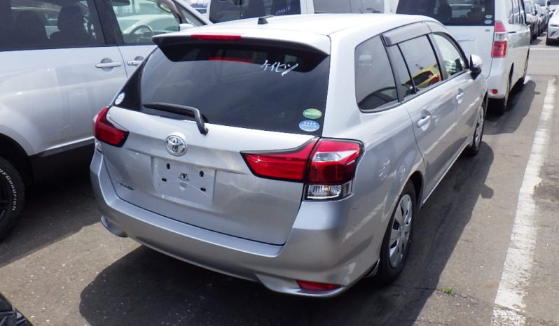 Toyota Fielder full