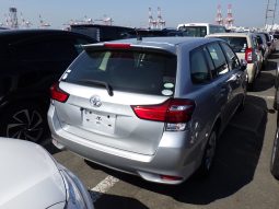 Toyota Fielder full