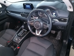 Mazda CX-5 full