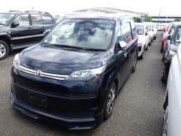 Toyota Spade full