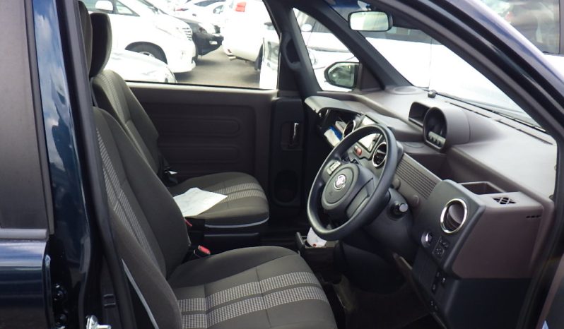 Toyota Spade full