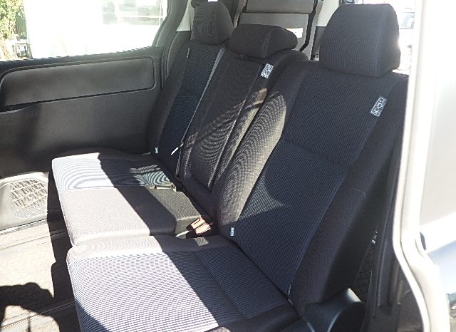 Toyota Noah full