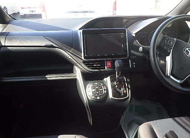 Toyota Noah full
